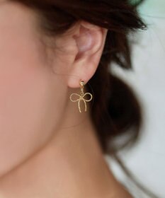 Tiaclasse 【安田美沙子さん着用/金属アレルギー対応/選べる2TYPE】チェーンリボン イヤリング・ピアス