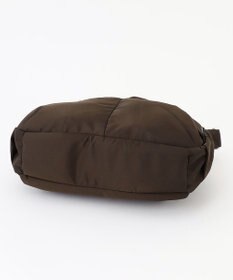 Y'SACCS トリプルポケットベーシックショルダー