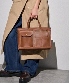 AMERICAN HOLIC マルチポケットスクエアＡ４ショルダートートバック