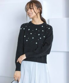 組曲 【WEB限定】モヘヤブレンド ビジューライク刺繍ニット