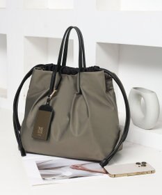 style code 【PADMA/パドマ】カードケース付　ナイロン巾着トートバッグ