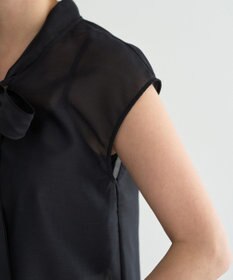 YECCA VECCA シアーボウタイブラウス