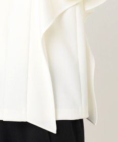 23区 【R(アール)】ダブルクロス ラッフルデザインブラウス