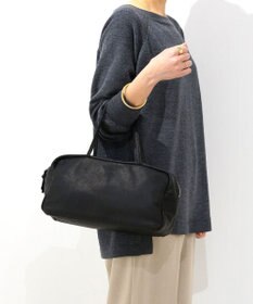 FOLNA RD ソフトレザースクエアボストンバッグ