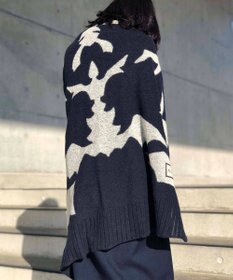 nitorito 【UNISEX】bonfula 牛と花モチーフ柄 ストール