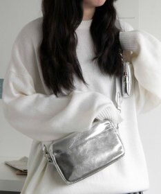 WEGO ポーチ付きスクエアショルダー