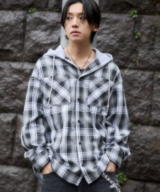 WEGO 【ユニセックス着用ITEM/MLサイズ展開】オンブレチェックフードシャツ（LS）