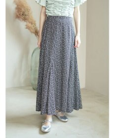 earth music&ecology 揺れる小花柄裾フレアスカート