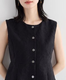 YECCA VECCA 刺繍ペプラムジレ