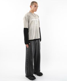 WEGO 【ユニセックス着用ITEM】ブリーチスタッズロゴスウェットパンツ