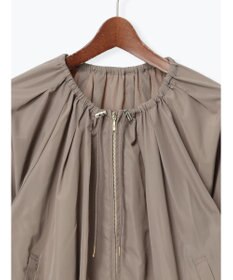 Te chichi ノーカラーギャザージップブルゾン