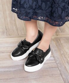 晴雨兼用】NUANCE RIBBON SNEAKERS スニーカー / TOCCA | ファッション