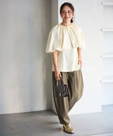 #Newans ＜亀恭子さんコラボ＞取り外し可能ケープ付きペプラムブラウス