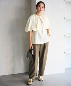 #Newans ＜亀恭子さんコラボ＞取り外し可能ケープ付きペプラムブラウス