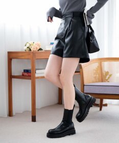 WEGO Fレザータックショートパンツ