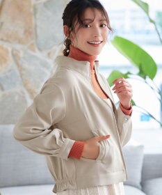 Tiaclasse L スタンドカラーバックフリルブルゾン