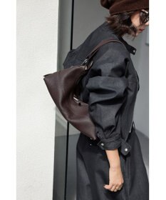 style code 【 通勤使用可能 】 牛革 細身シルエットショルダーバッグ