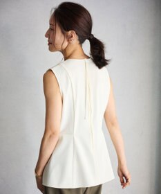 #Newans ＜亀恭子さんコラボ＞取り外し可能ケープ付きペプラムブラウス