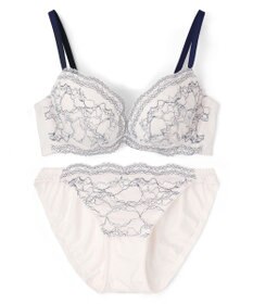 San-ai Resort（三愛水着楽園） 【SALE】クラシカルレースふわもりブラセット 【northerly】