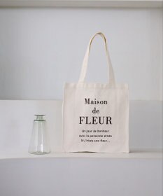 Maison de FLEUR ブランドロゴ刺繍スクエアトートバッグ