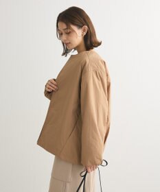 Green Parks シームレスライト中わたノーカラーブルゾン