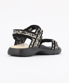 steppi ナロー ストラップ スポーツサンダル