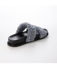 MODE ET JACOMO <carino>エコファーもこもこサンダル