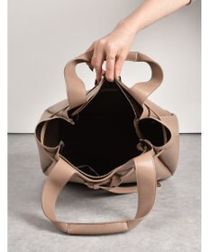 LA BAGAGERIE 【MONICA】ベルトモチーフA4トートバッグ