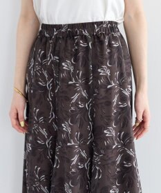 YECCA VECCA ボタニカル柄シアーロングスカート