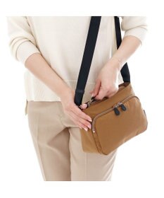 IBIZA プラクティコ　ショルダーバッグ