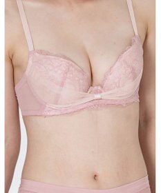 WACOAL 【ファーストリボンブラ】 ブラジャー 【若い世代の体型特徴を考えた設計仕様】 きれいな谷間をメイクしてキープ まるみのあるシルエット レディース BRB409 /ワコール