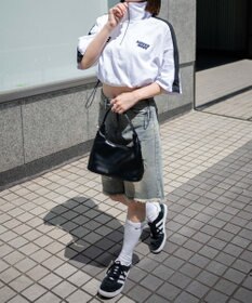 WEGO 刺繍ハーフジップT