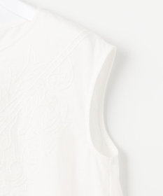 UNFILO 【撥水】レーヨン麻ライト刺繍ブラウス