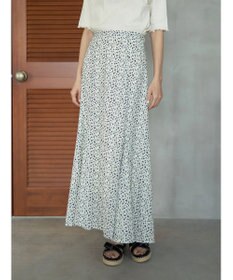 earth music&ecology 揺れる小花柄裾フレアスカート