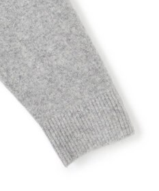 UNFILO ふわふわニット ロゴジャガード