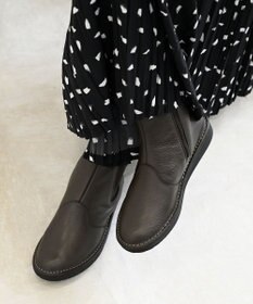 Pointer 本革軽量サイドゴアステッチショートブーツ