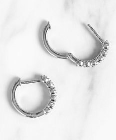 TOCCA 【WEB限定】FRILL DIAMOND PIERCED EARRINGS K10 ダイヤモンド ピアス