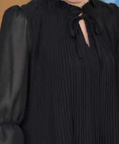 Tiaclasse 【前後2way・洗える】シアープリーツブラウス