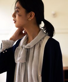 組曲 【前後着用可】サッカードビードットプリント ブラウス