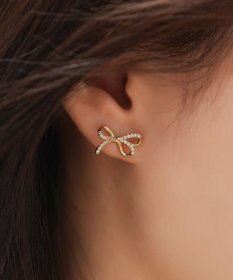 Tiaclasse 【金属アレルギー対応】ひねりリボンピアス