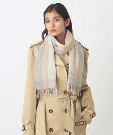 MOONBAT 【FUDGE11月号掲載】PAUL & JOE ACCESSOIRES クリザンテーム刺繍ムースタッチマフラー（パッケージ入り）