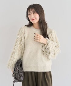 Green Parks ・ｆｕｒｒｙ　ｒａｔｅ　ラメフェザー袖フリンジニット