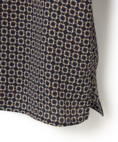 23区 【洗える】スクエアチェーンプリント ブラウス