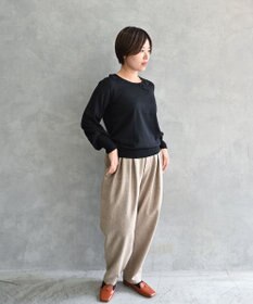 muuc 〈ロングシーズン心地良いウール混〉後ろウエストゴム有り ベルト裏にコットン使用 テーパードスラックスパンツ