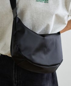 russet ナイロンラウンドショルダーバッグ (CE-1327-WEB)