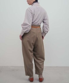 muuc 〈コットン100%〉〈綿ローン生地〉〈ふんわり柔らかな肌触り〉梅小花刺繍 スタンドカラーブラウス