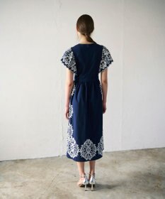 GRACE CONTINENTAL バイカラー刺繍コットンワンピース