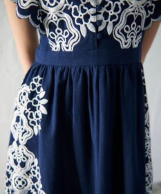 GRACE CONTINENTAL バイカラー刺繍コットンワンピース