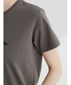 Green Parks ・Ｐｅｔｉｔ　Ｆｌｅｕｒ　ロゴ刺繍Ｔシャツ