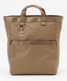 LA BAGAGERIE チャーム付き　ナイロンスクエアリュック